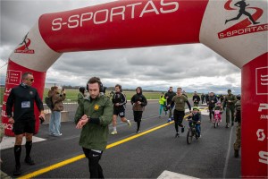 Runway_Run_24_SJ_164