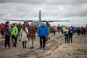 Runway_Run_24_SJ_323
