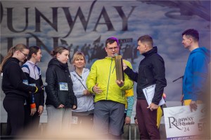 Runway_Run_24_SJ_330